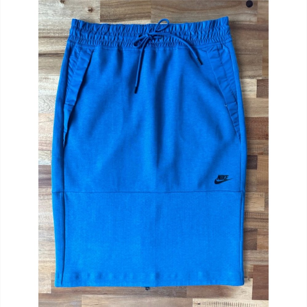 Nike Tech Pack Skirt Women's Size Large